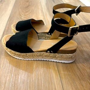 Soda Black Elevated Sandals.